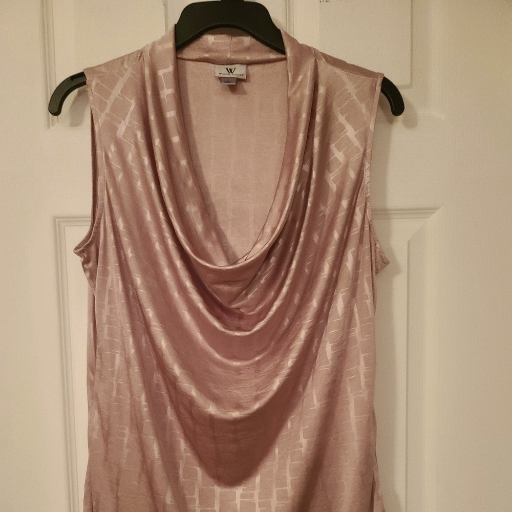 Sleeveless blouses
